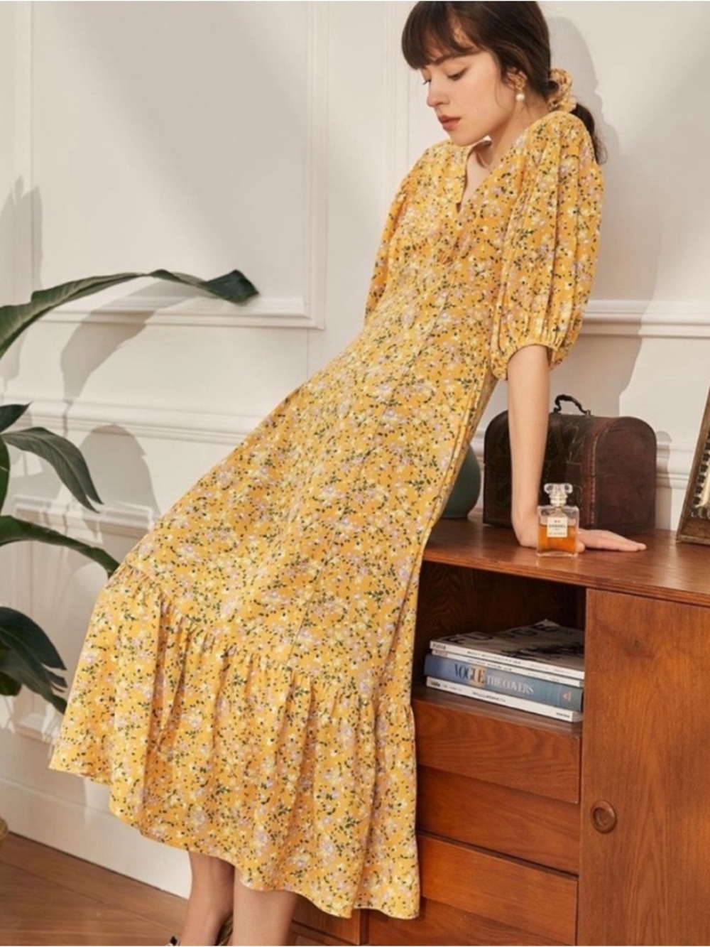 Simple Retro Brand Yellow Floral Midi Dress with Puff Sleeves